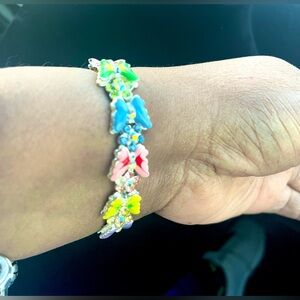 Multicolored Butterfly Elastic Band Bracelet Ceramic/Plastic Silver Toned